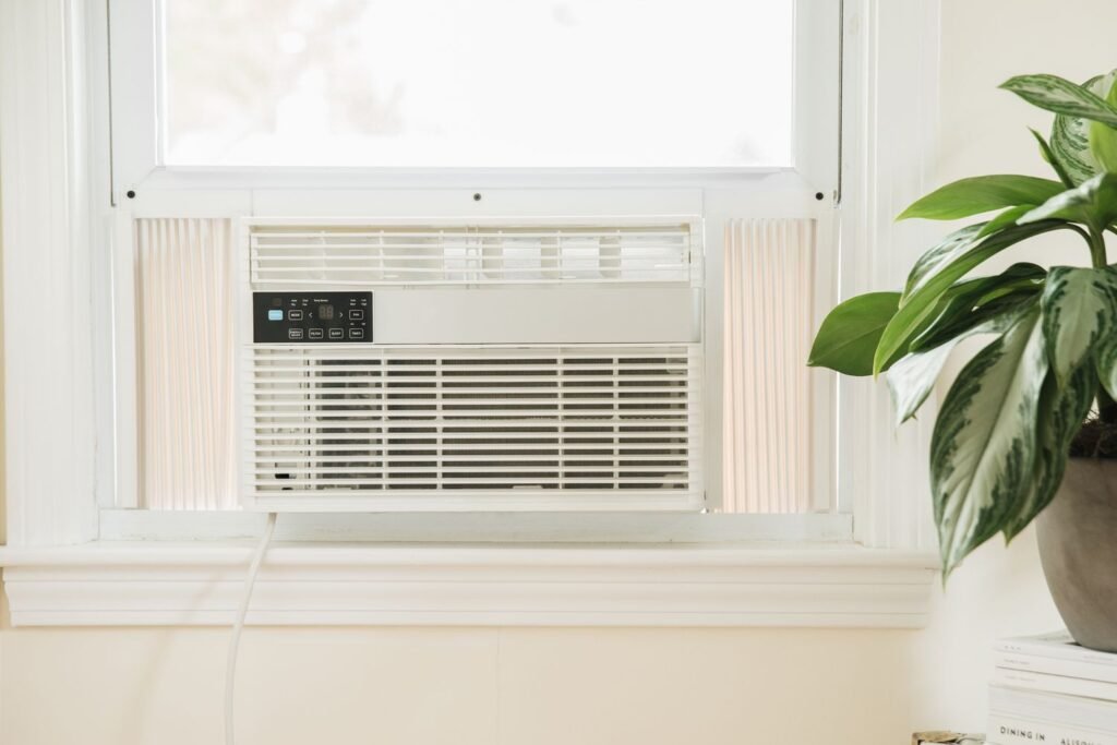 11 Fast Window AC Cleaning Ideas You Can Do Today